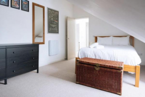 Central & Modern 2BD Flat - Edinburgh